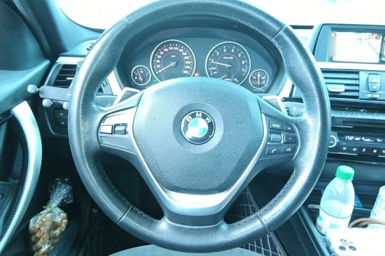 Used BMW 3 Series 2017 320i M Sport Steering Wheel