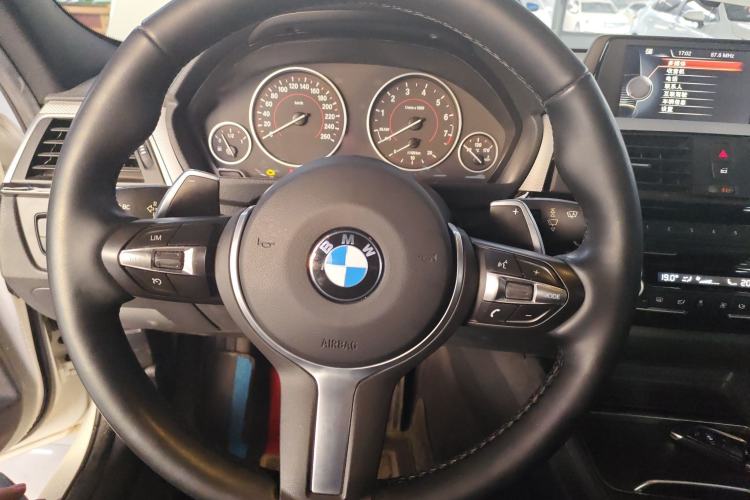 Used BMW 3 Series 2017 320i M Sport Steering Wheel