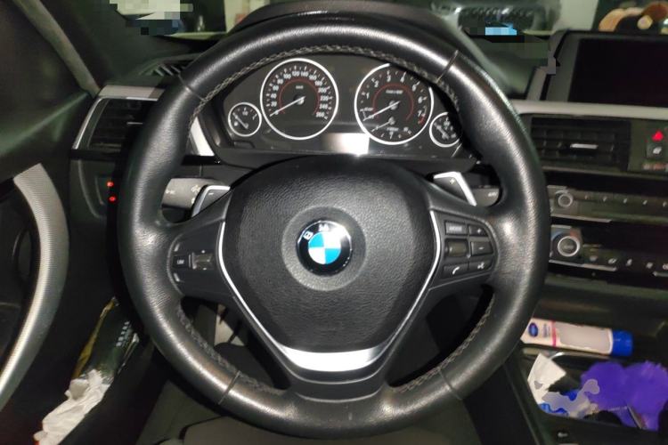 Used BMW 3 Series 2017 320i M Sport Steering Wheel
