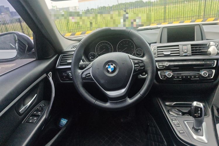 Used BMW 3 Series 2017 320Li Fashion Model Steering Wheel