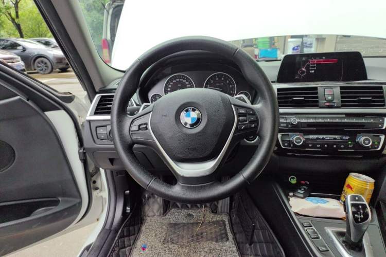 Used BMW 3 Series 2017 320Li M Sport Edition Steering Wheel