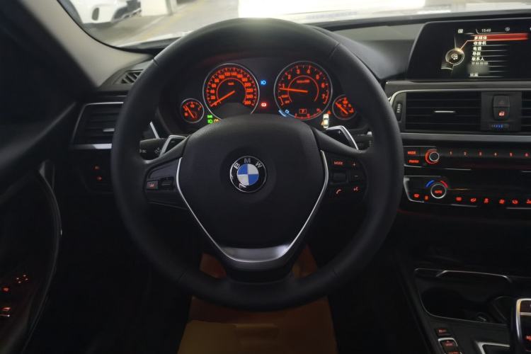 Used BMW 3 Series 2017 320Li M Sport Edition Steering Wheel