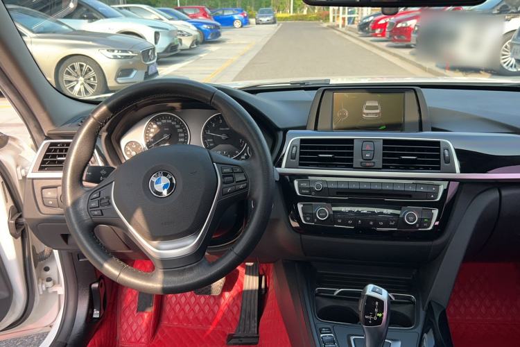 Used BMW 3 Series 2017 320Li Fashion Model Steering Wheel