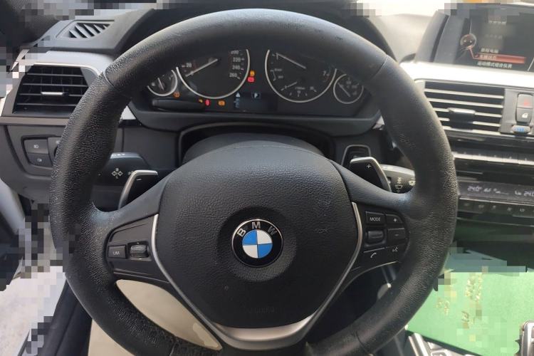 Used BMW 3 Series 2017 320i M Sport Steering Wheel