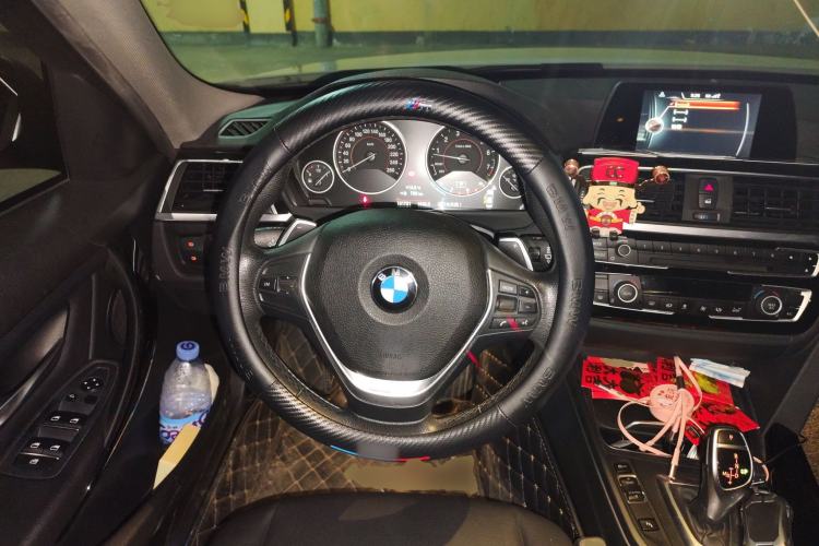 Used BMW 3 Series 2017 320Li M Sport Edition Steering Wheel