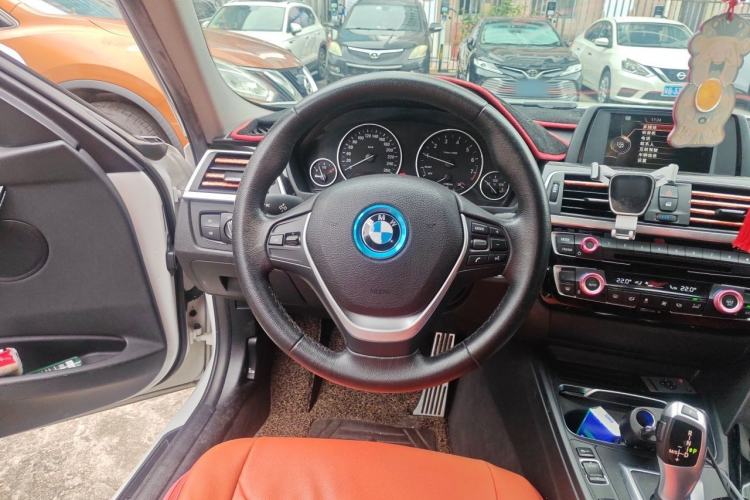 Used BMW 3 Series 2017 320Li Fashion Model Steering Wheel