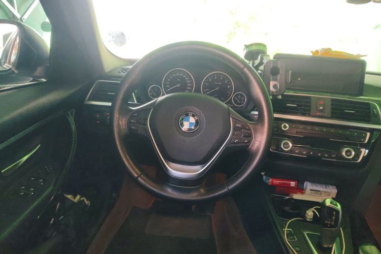 Used BMW 3 Series 2017 320Li Fashion Model Steering Wheel