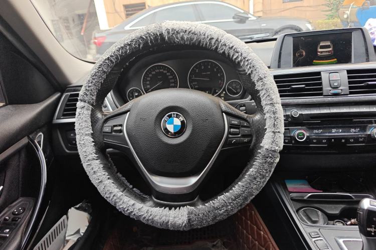 Used BMW 3 Series 2017 320Li Fashion Model Steering Wheel
