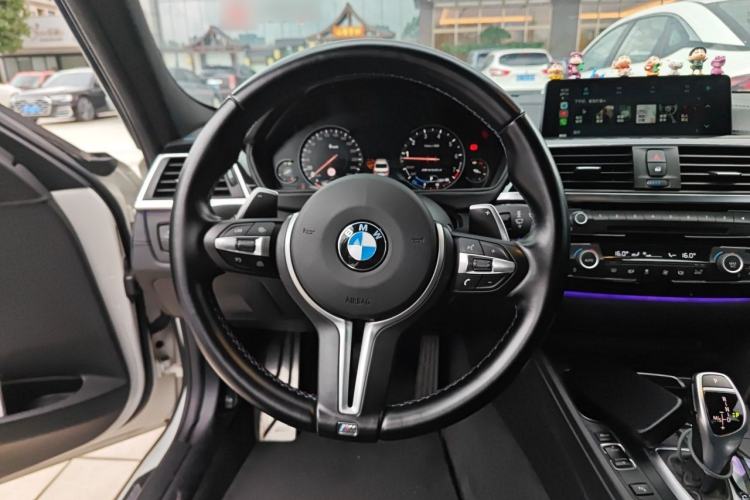 Used BMW 3 Series 2017 320i M Sport Steering Wheel