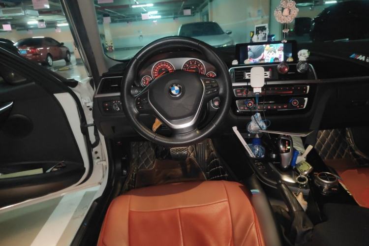 Used BMW 3 Series 2017 320Li Fashion Model Steering Wheel