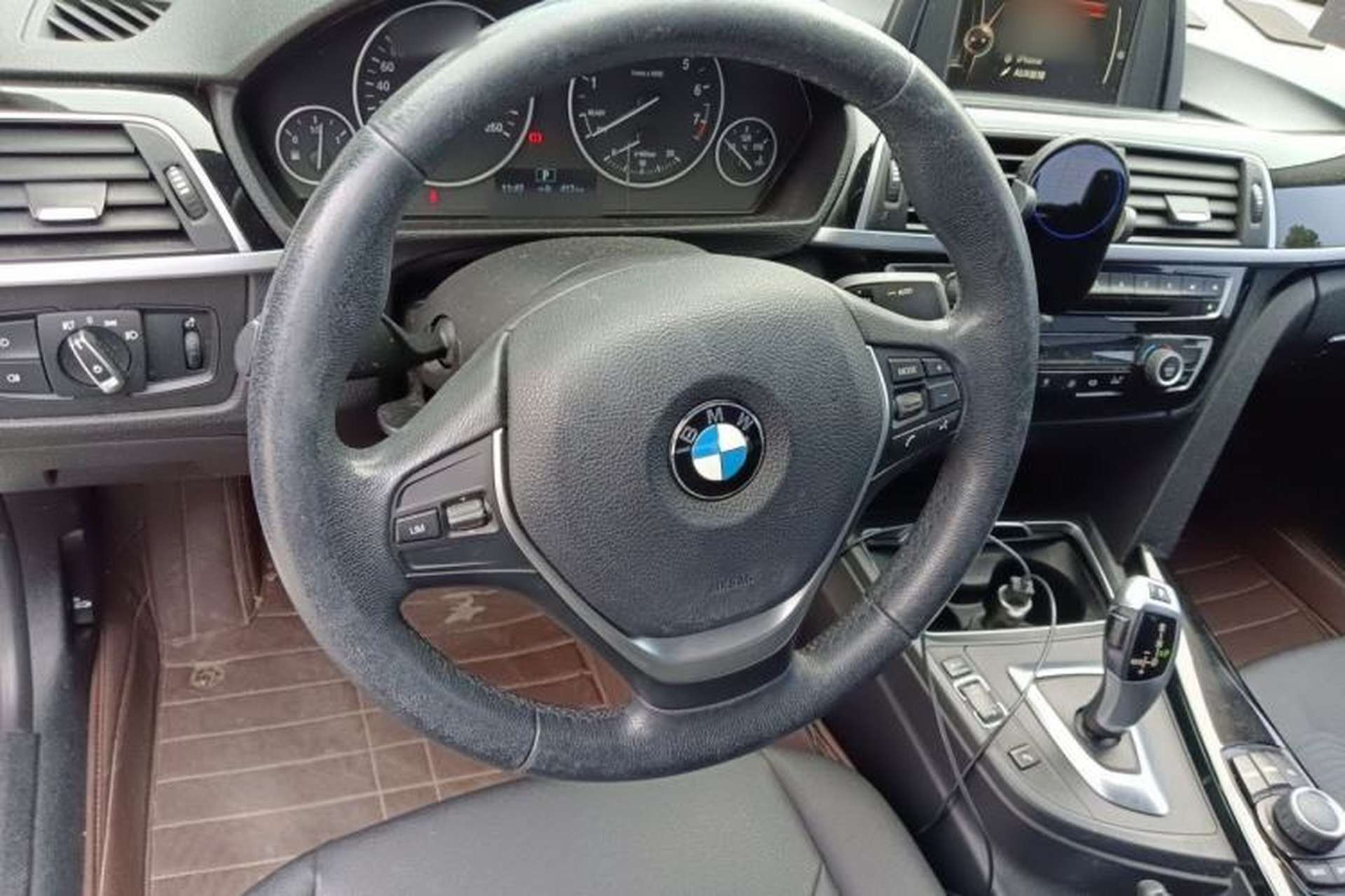 Used BMW 3 Series 2017 320Li Fashion Model Steering Wheel