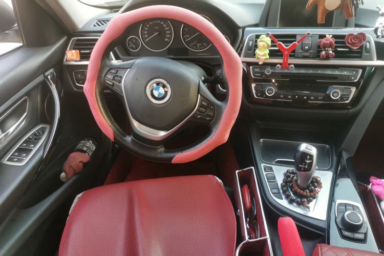 Used BMW 3 Series 2017 320Li Fashion Model Steering Wheel