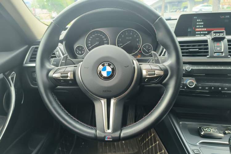 Used BMW 3 Series 2017 320Li Fashion Model Steering Wheel