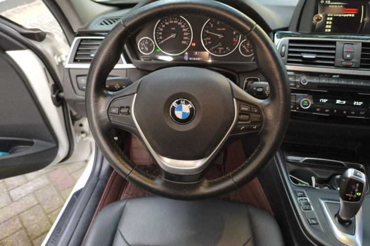 Used BMW 3 Series 2017 320Li Fashion Model Steering Wheel