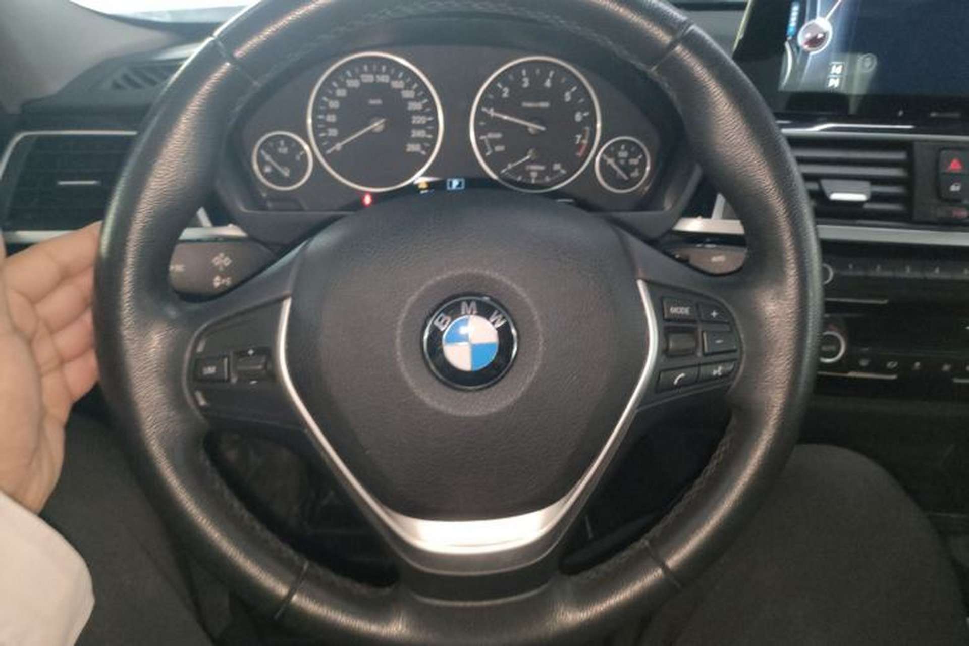 Used BMW 3 Series 2017 320Li xDrive Fashion Model Steering Wheel
