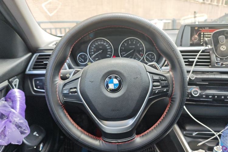Used BMW 3 Series 2017 320Li Fashion Model Steering Wheel
