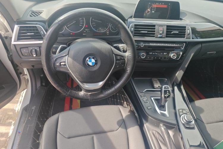 Used BMW 3 Series 2017 320Li M Sport Edition Steering Wheel
