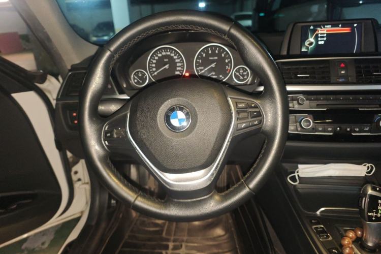 Used BMW 3 Series 2017 320Li Fashion Model Steering Wheel