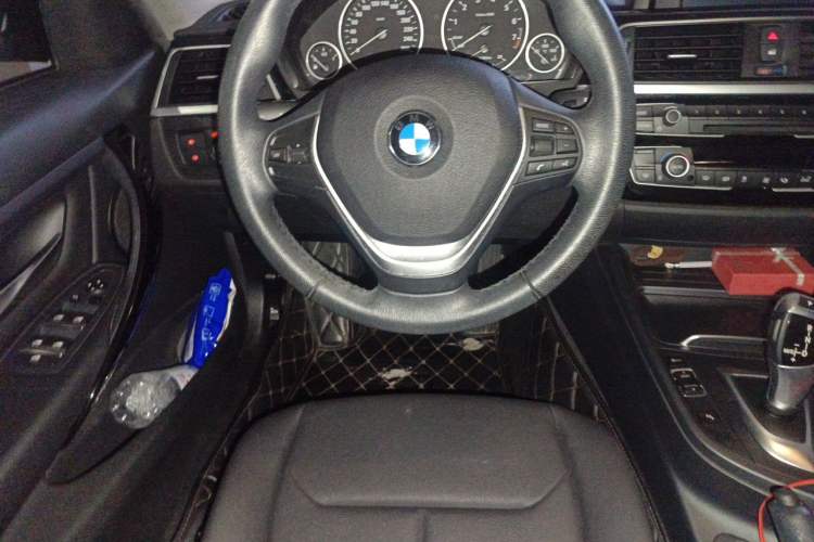 Used BMW 3 Series 2017 320Li Fashion Model Steering Wheel