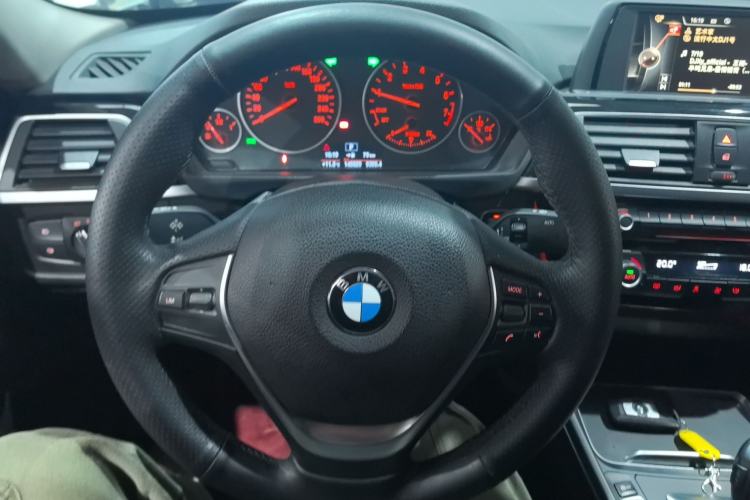Used BMW 3 Series 2017 320Li xDrive Fashion Model Steering Wheel