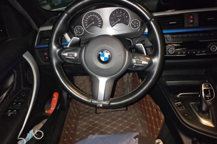 Used BMW 3 Series 2017 320i M Sport Steering Wheel