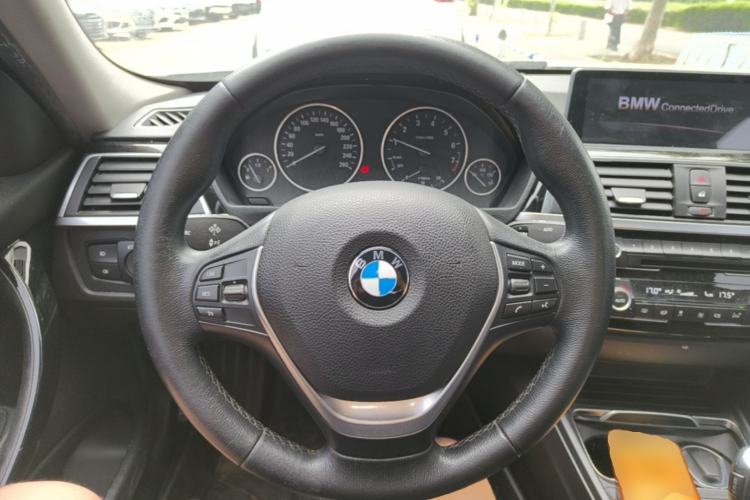 Used BMW 3 Series 2017 320Li Fashion Model Steering Wheel
