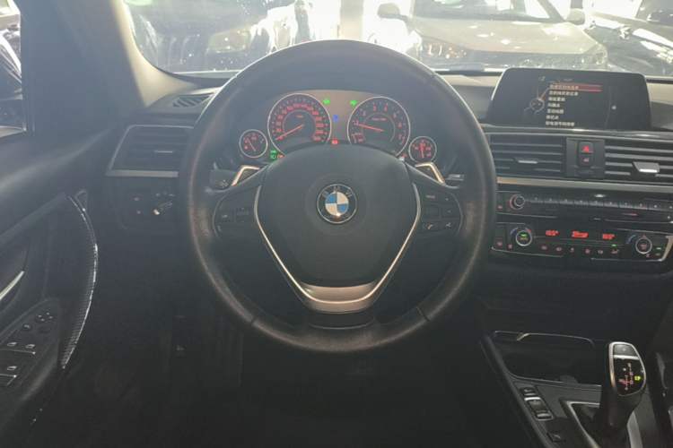 Used BMW 3 Series 2017 320Li M Sport Edition Steering Wheel