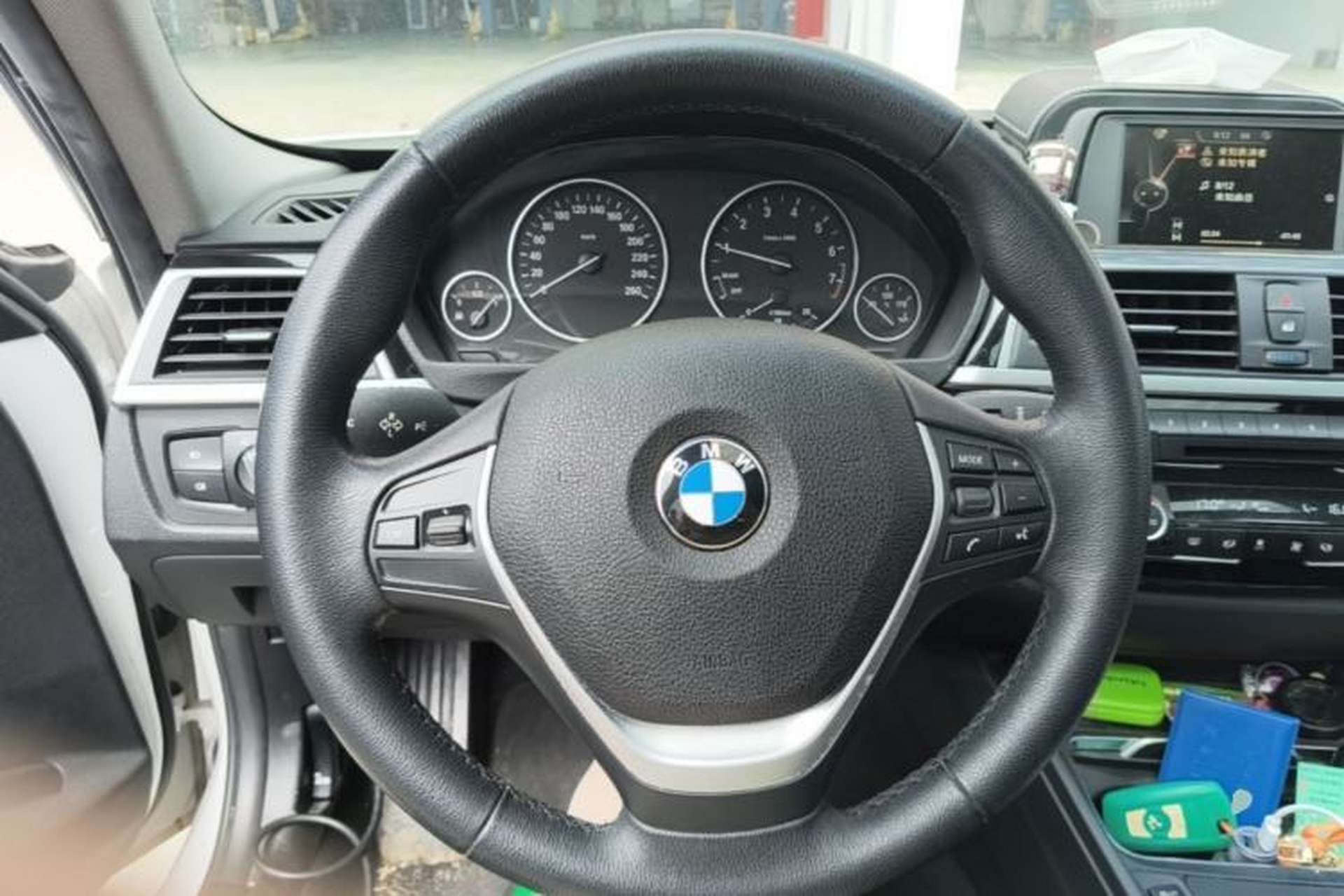 Used BMW 3 Series 2017 320Li Fashion Model Steering Wheel