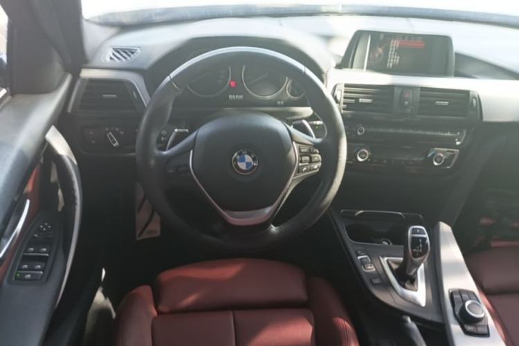 Used BMW 3 Series 2017 320i M Sport Steering Wheel