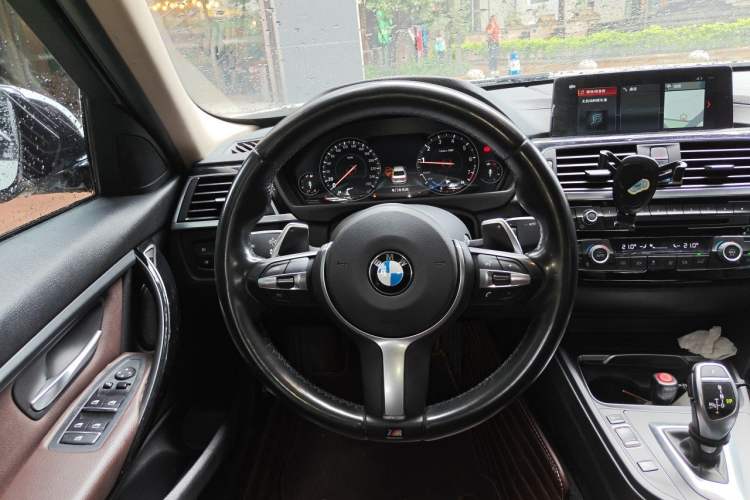 Used BMW 3 Series 2017 320Li M Sport Edition Steering Wheel