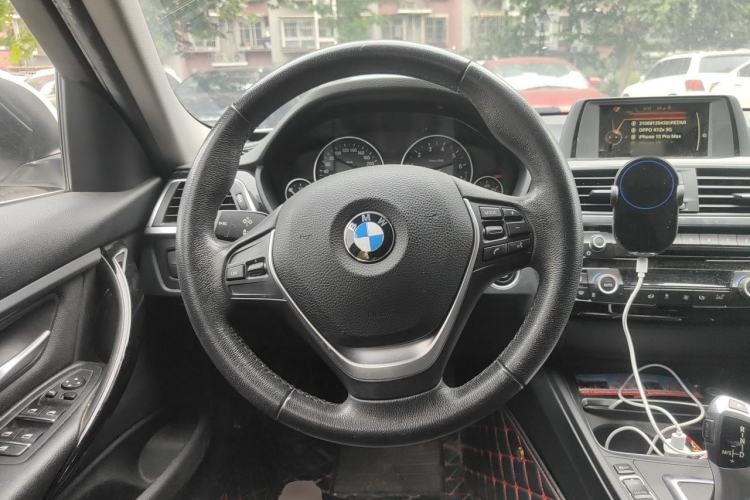 Used BMW 3 Series 2017 320Li Fashion Model Steering Wheel
