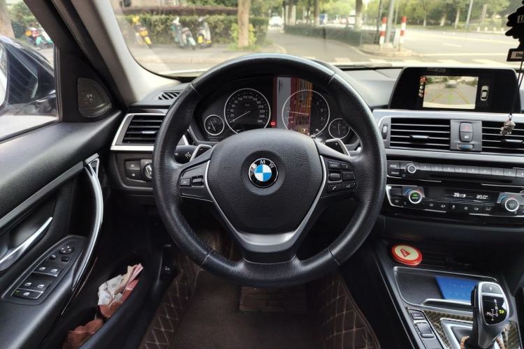 Used BMW 3 Series 2017 320Li M Sport Edition Steering Wheel