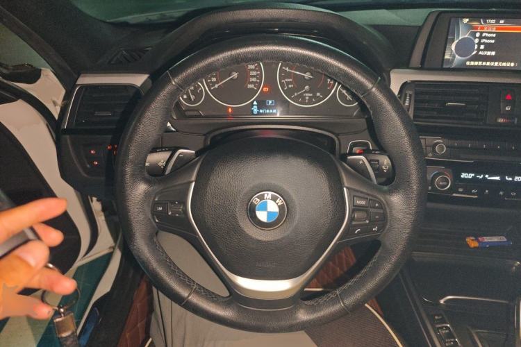 Used BMW 3 Series 2017 320i M Sport Steering Wheel