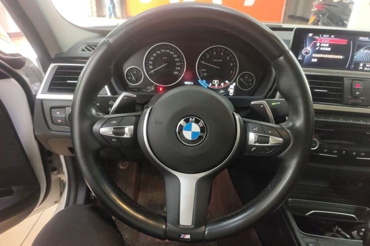 Used BMW 3 Series 2017 320Li Fashion Model Steering Wheel