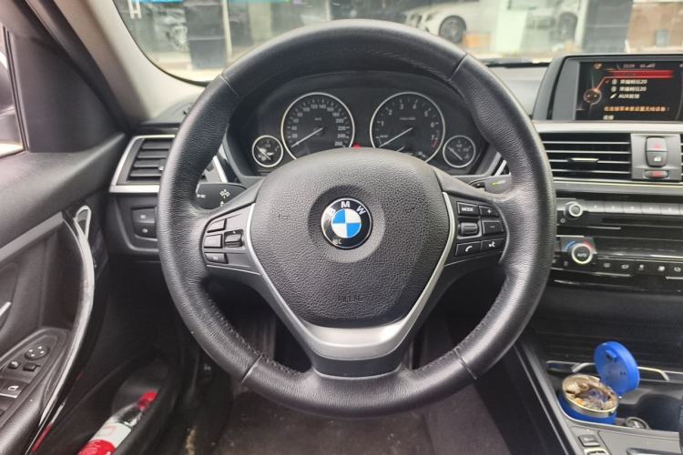 Used BMW 3 Series 2017 320Li Fashion Model Steering Wheel