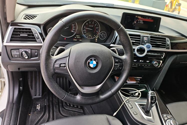 Used BMW 3 Series 2017 320Li M Sport Edition Steering Wheel