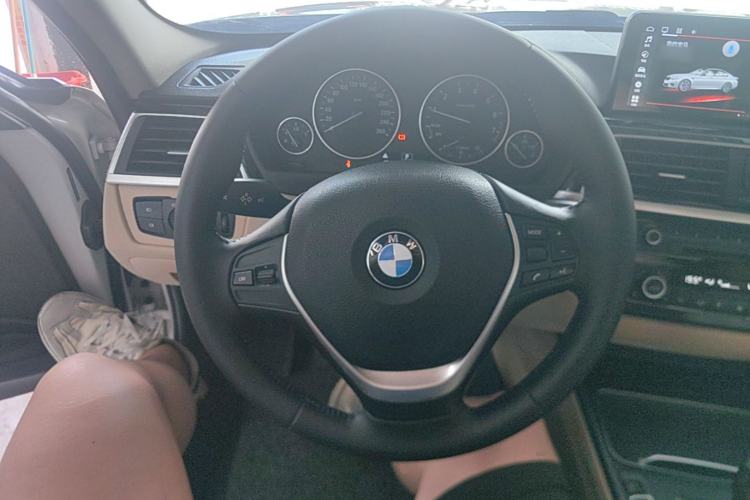 Used BMW 3 Series 2017 320Li Fashion Model Steering Wheel
