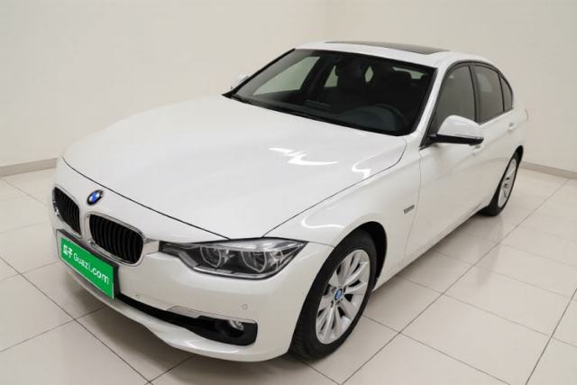 Ojetý BMW 3 Series 2017 318Li Fashion Model