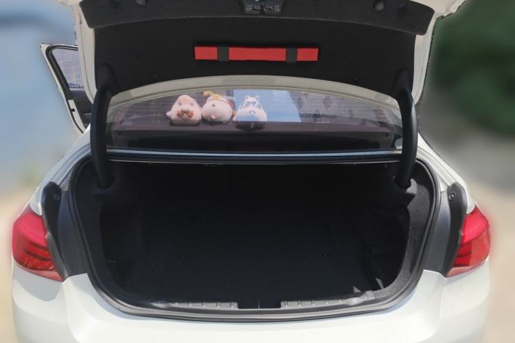 Used BMW 3 Series 2017 320Li Fashion Model Trunk