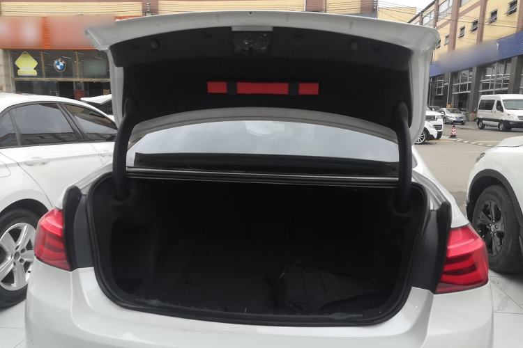 Used BMW 3 Series 2017 320Li Fashion Model Trunk