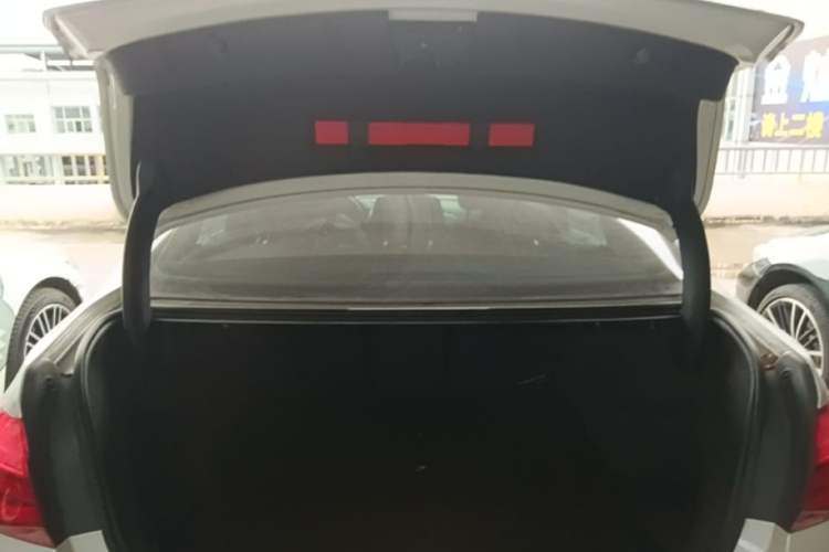 Used BMW 3 Series 2017 320Li Fashion Model Trunk