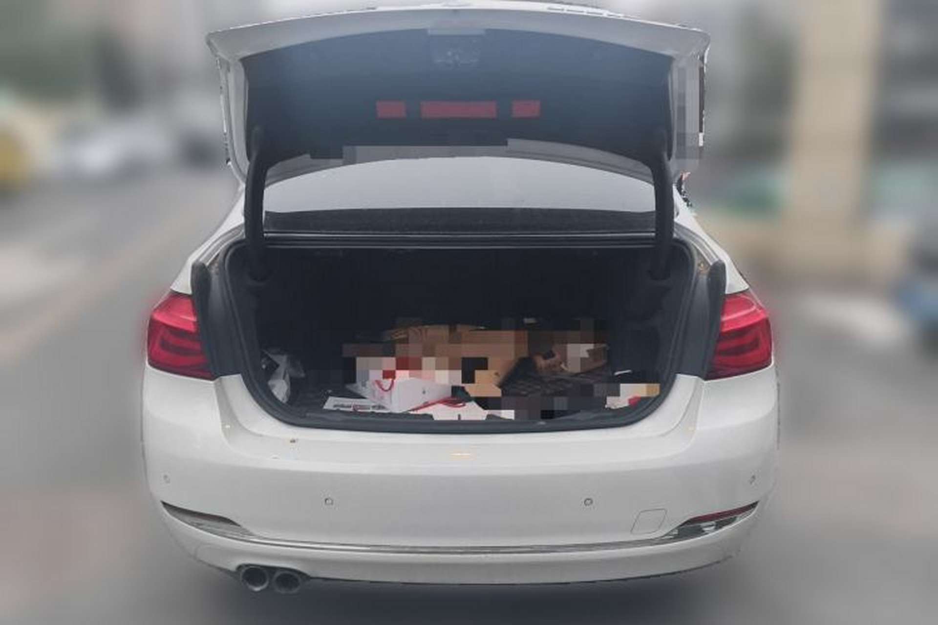 Used BMW 3 Series 2017 320Li Fashion Model Trunk