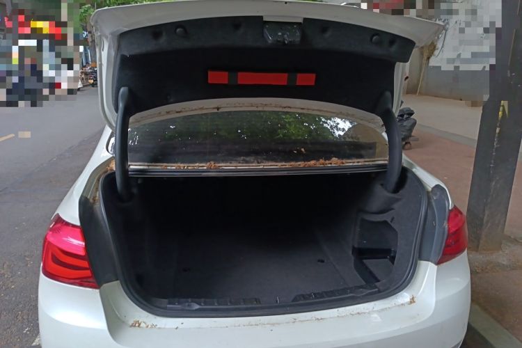 Used BMW 3 Series 2017 320Li Fashion Model Trunk