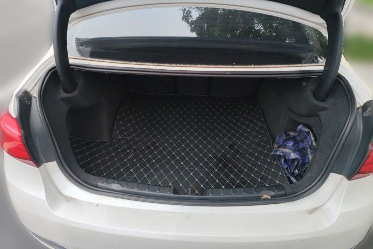 Used BMW 3 Series 2017 318Li Fashion Model Trunk
