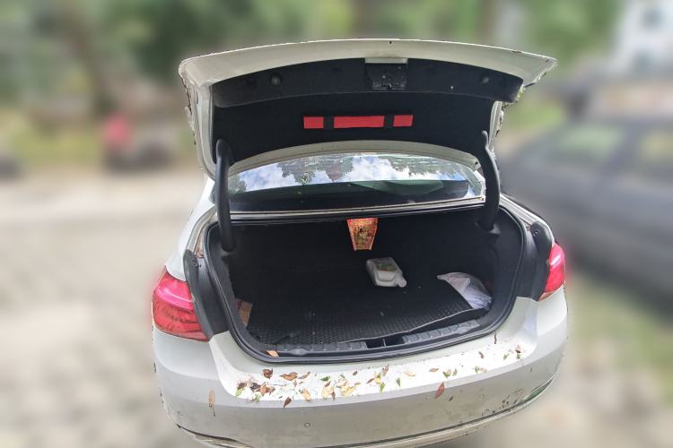 Used BMW 3 Series 2017 320Li Fashion Model Trunk