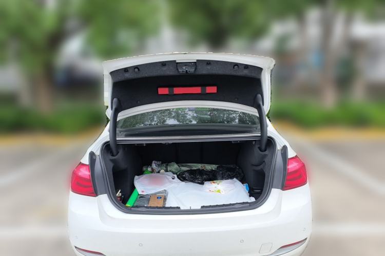 Used BMW 3 Series 2017 320Li Fashion Model Trunk