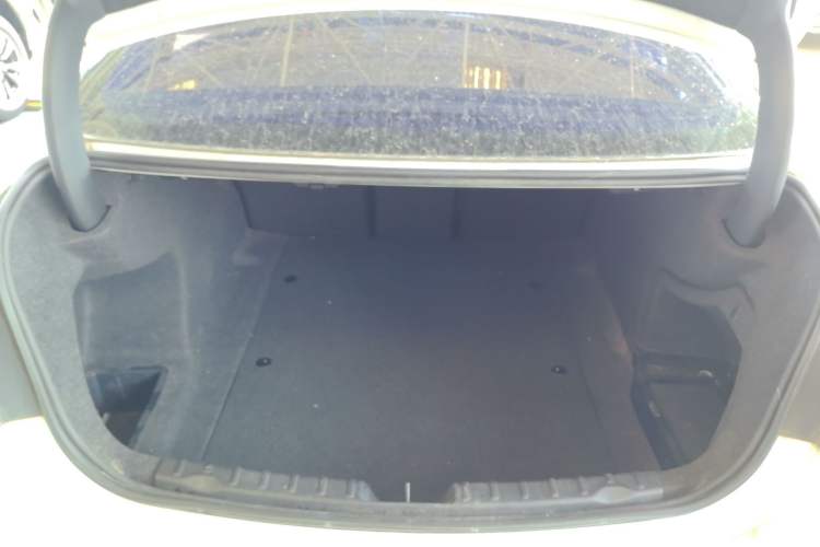 Used BMW 3 Series 2017 320Li Fashion Model Trunk