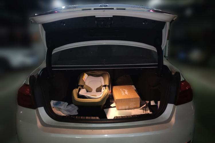 Used BMW 3 Series 2017 320Li xDrive Fashion Model Trunk