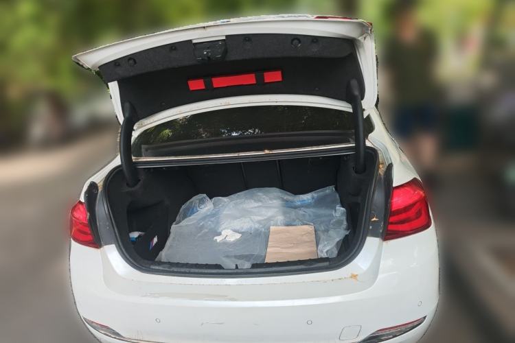 Used BMW 3 Series 2017 320Li Fashion Model Trunk