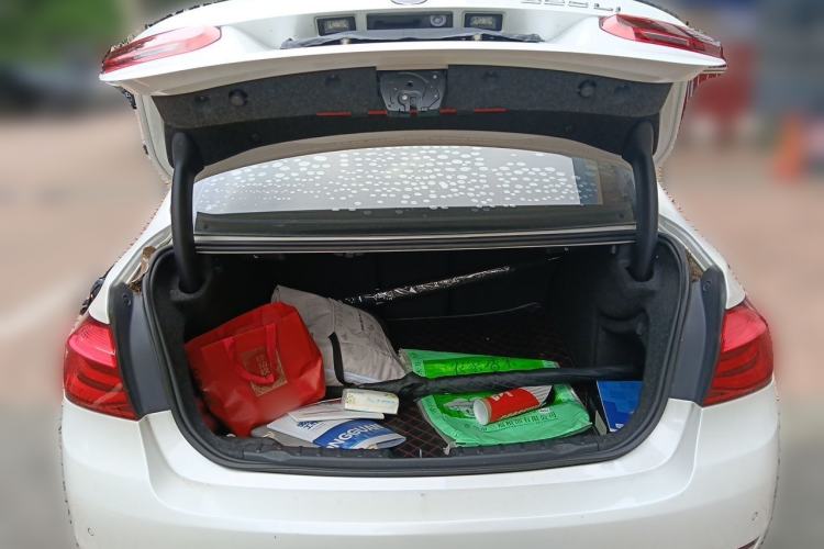 Used BMW 3 Series 2017 320Li Fashion Model Trunk